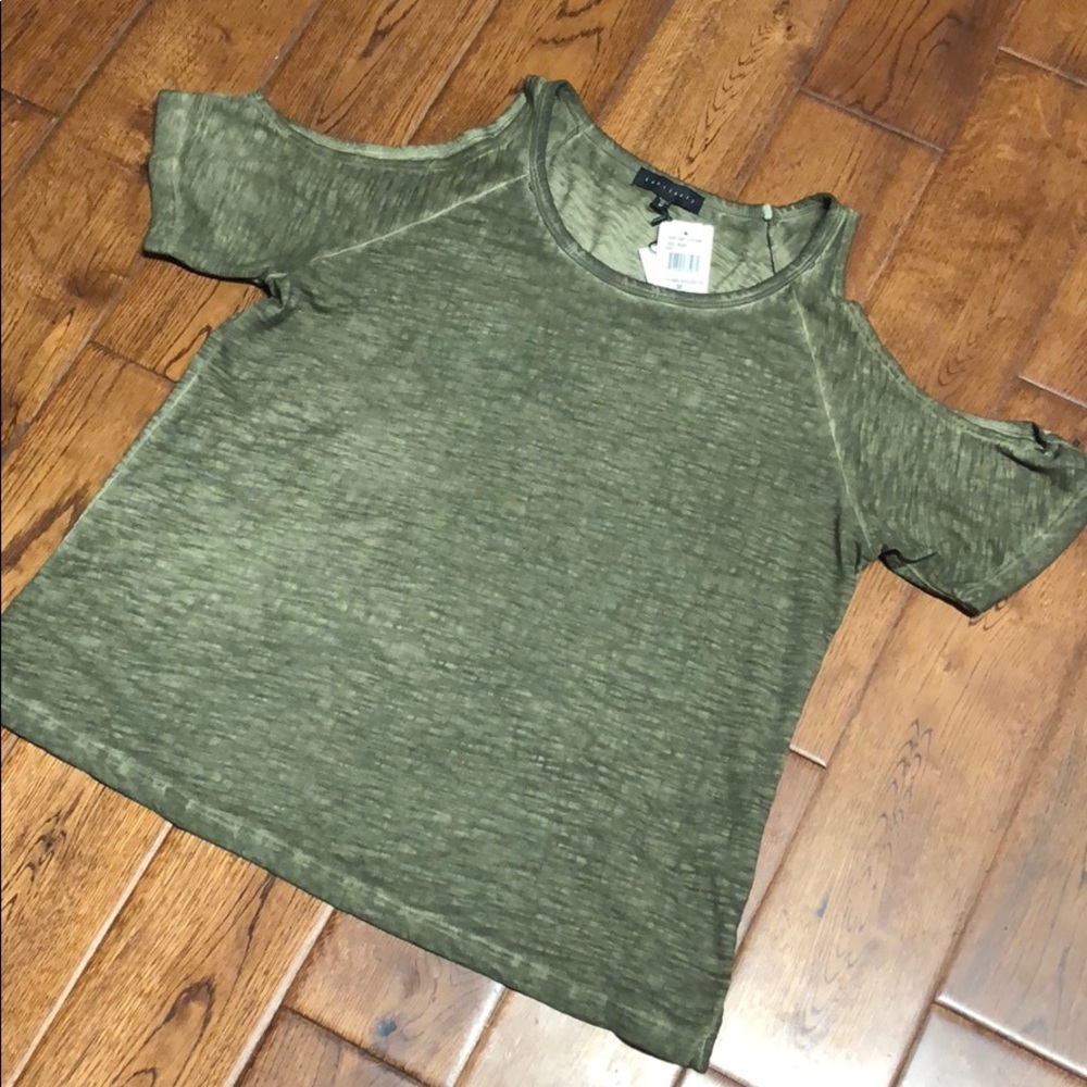 Sanctuary Lou Bare Shoulder Tee Cadet NWT Sz M